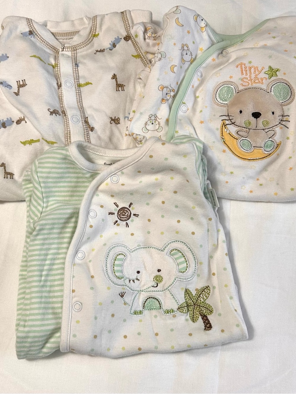 3 month Baby Sleeper Pajamas Animals Excellent Condition 3 pieces!